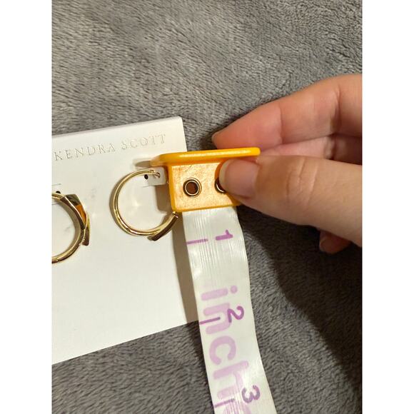 NWT Kendra Scott Bolt 14kt Gold Plates Huggie Hoop
Earrings Edgy Gift Rock Music - Picture 6 of 9